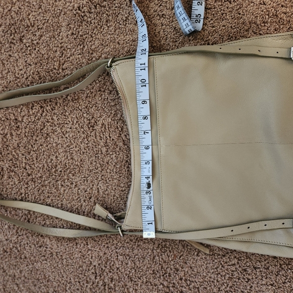 Lucky Brant tan leather purse - Picture 7 of 13